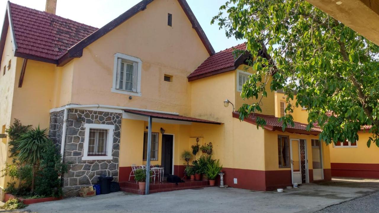 La Casona- Bv Hoteles Ла Фалда Екстериор снимка
